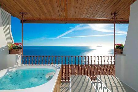 Eden Roc Suites - 238