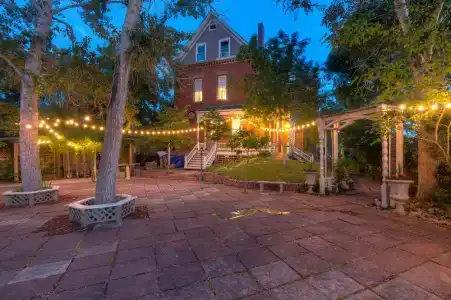 Lumber Baron Inn and Gardens - 15