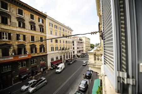 The Roman Empire Guesthouse - 17