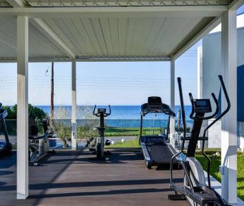 Crystal villas & suites - 8