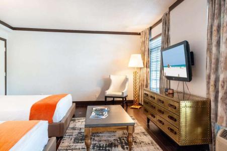 Lincoln Arms Suites - 24