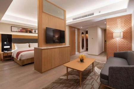 Holiday Inn Shanghai Hongqiao Central, An Ihg - 5