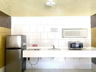 Savannah Inn and Suites - 14
