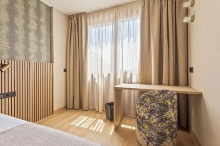 Rafaelhoteles Piramides - 38