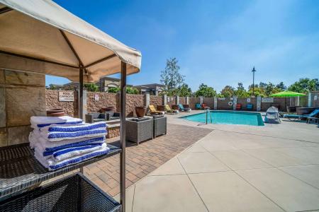 Country Inn & Suites by Radisson, at Mills, CA - 13
