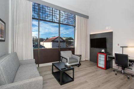 Best Western Plus Dragon Gate Inn - 53