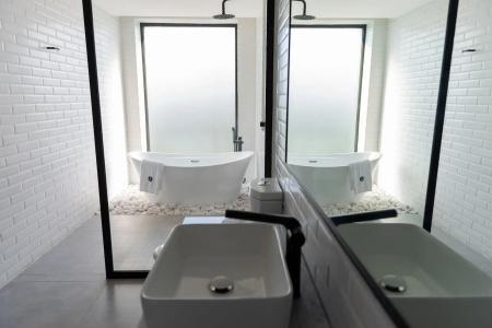 Fulton Business Luxury - 5