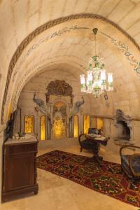 Solo Cave Suites - 53