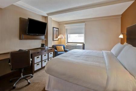 Four Points by Sheraton - 57