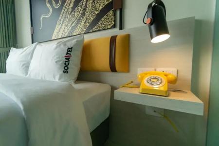 SocialTel Samui - Adults - 32