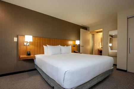 Hyatt Place - 5