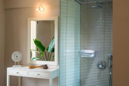 Notos Heights & Suites - 105