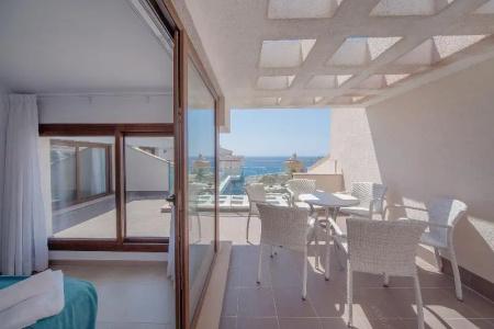 ApartFerrer Skyline - 175
