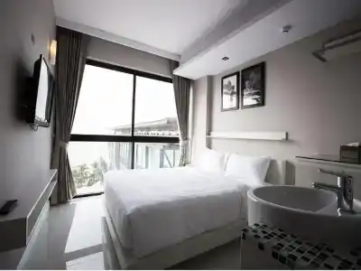Serenotel Pattaya - 64