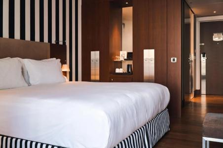Radisson Blu Champs-Elysées, Paris - 14