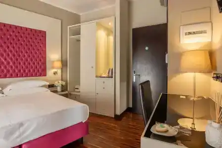 Merulana Inn Guest House - 72