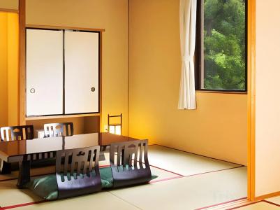 Yamanaka Onsen Kagari Kisshotei - 30