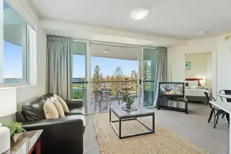 Crystal Bay On The Broadwater - 251