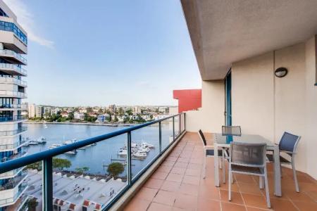 Central Dockside - 54