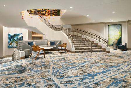 DoubleTree by Hilton Chicago Magnificent Mile - 2