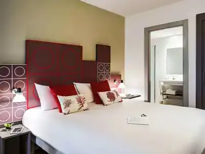 ibis Styles Barcelona Centre - 7