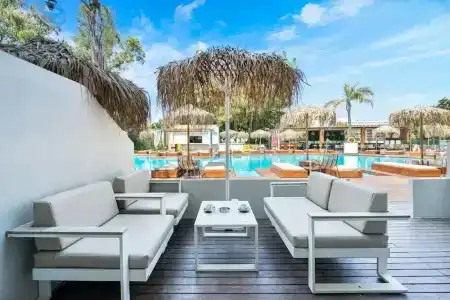 Bamboo Suites Boutique - 11