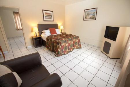 Parkway Inn - 19