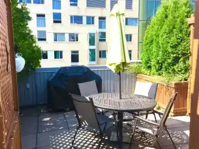 ApartHotelMontreal by Les Terrasses Saint Urbain 2225I2 - 85