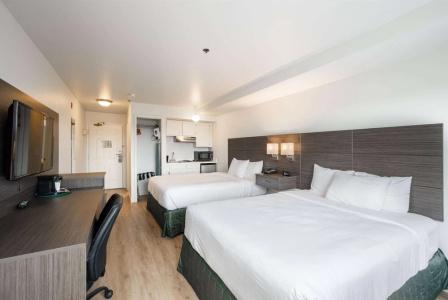 Baymont INN & Suites by Wyndham - 56