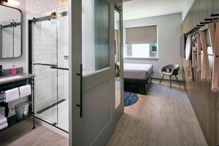 Moxy Denver Cherry Creek - 51