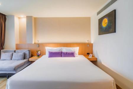 The Lunar Patong - 34