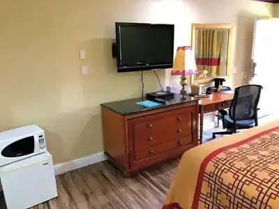 Imperial Inn - 37
