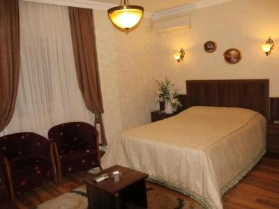 Sandal Otel - 50