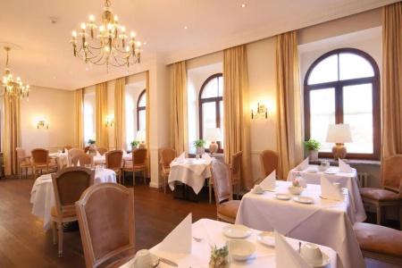 Bayerischer Hof Dresden - 50