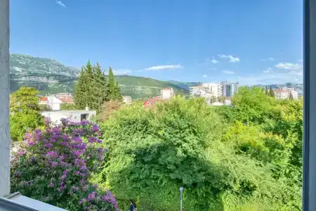 Elena - 207