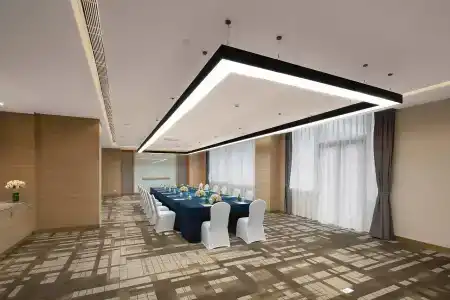 Holiday Inn Chengdu Airport, An Ihg - 11