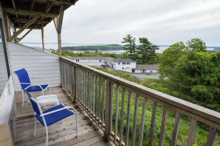 Wonder View Inn - 77