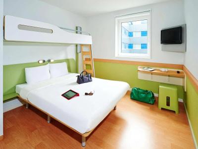 ibis budget Zurich City West - 19