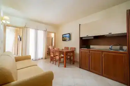 Regina Elena - 31