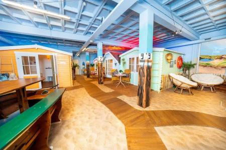 Outside Inn - 69