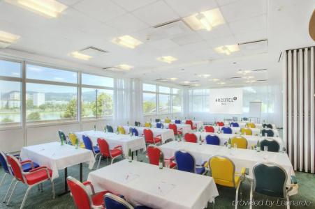 ARCOTEL Nike - 16