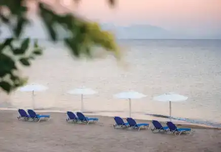 Grand Blue Beach - 30