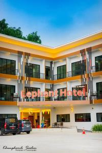 The Lephant - 39