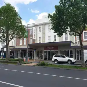 Ramada by Wyndham, City Center - 49