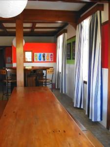 Ducks & Drakes Boutique & Backpackers - 8