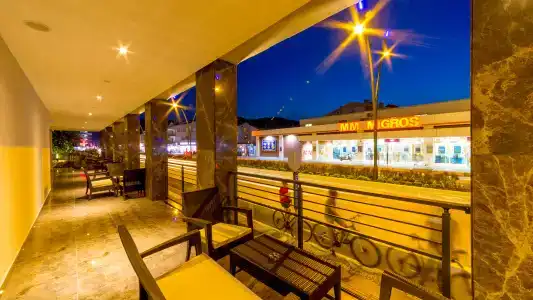 Julian Marmaris - 7