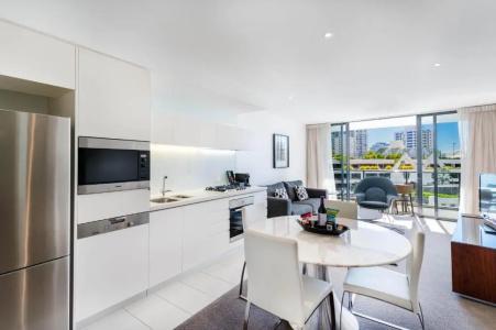 Peppers Broadbeach - 146