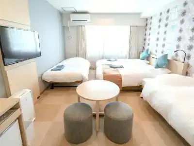 La'gent Okinawa Chatan and Hostel - 2