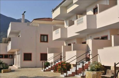 Aristotelis - 0