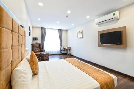 Emerald Central - 70